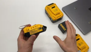 Charge the DeWalt Battery with a Laptop Charger
